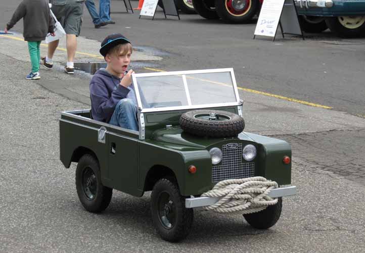 Sandown miniature Land Rover